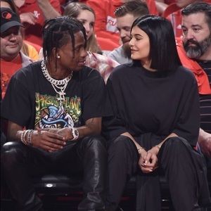 Meet your Posher, Saira